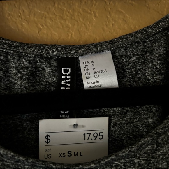 DIVIDED H&M Black & Gray Knot Cut Out Dress - Size Small - New With Tags - Picture 5 of 6